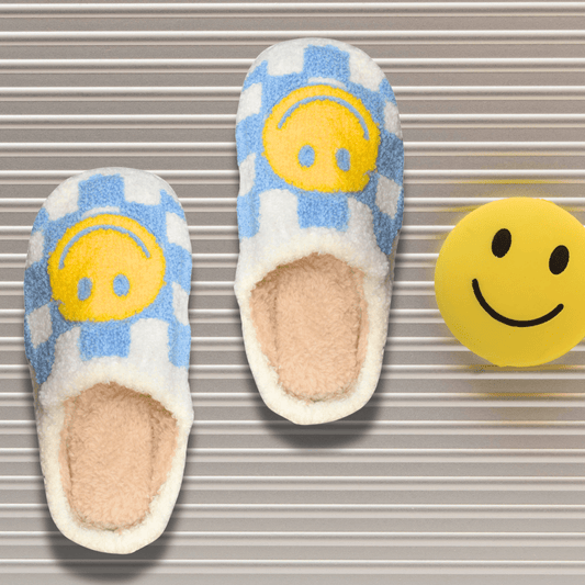 Auliné Collection Blue Smiley Happy Face Slippers / S Women's Cute Smiley Happy Face Plush Slippers, Soft Fluffy Comfortable Home Slippers, Warm Cozy Comfort for Indoor & Outdoor Use Gifts